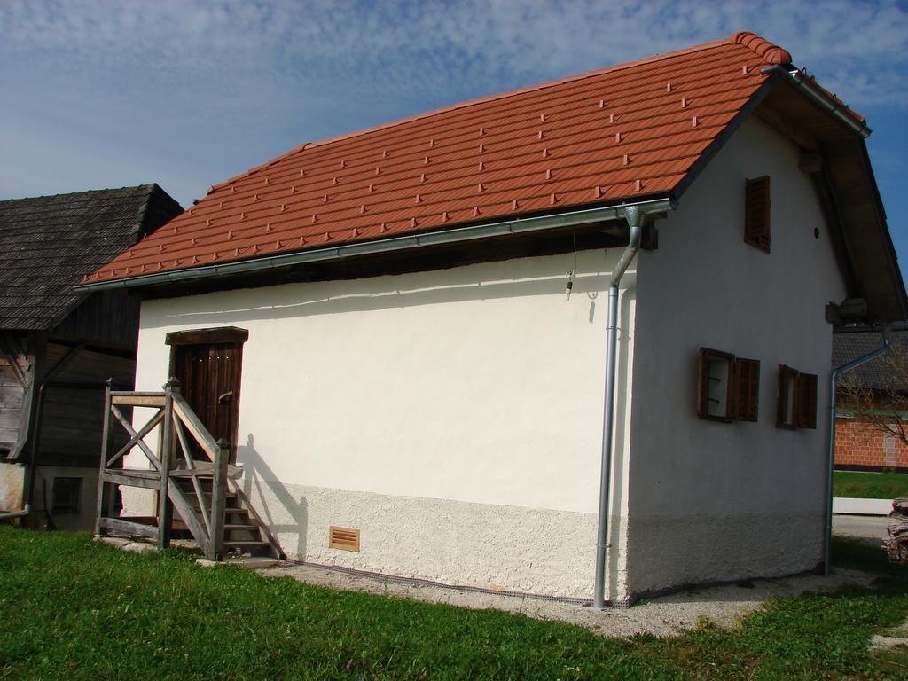 Apartments Koptur Skocjan  Oda fotoğraf